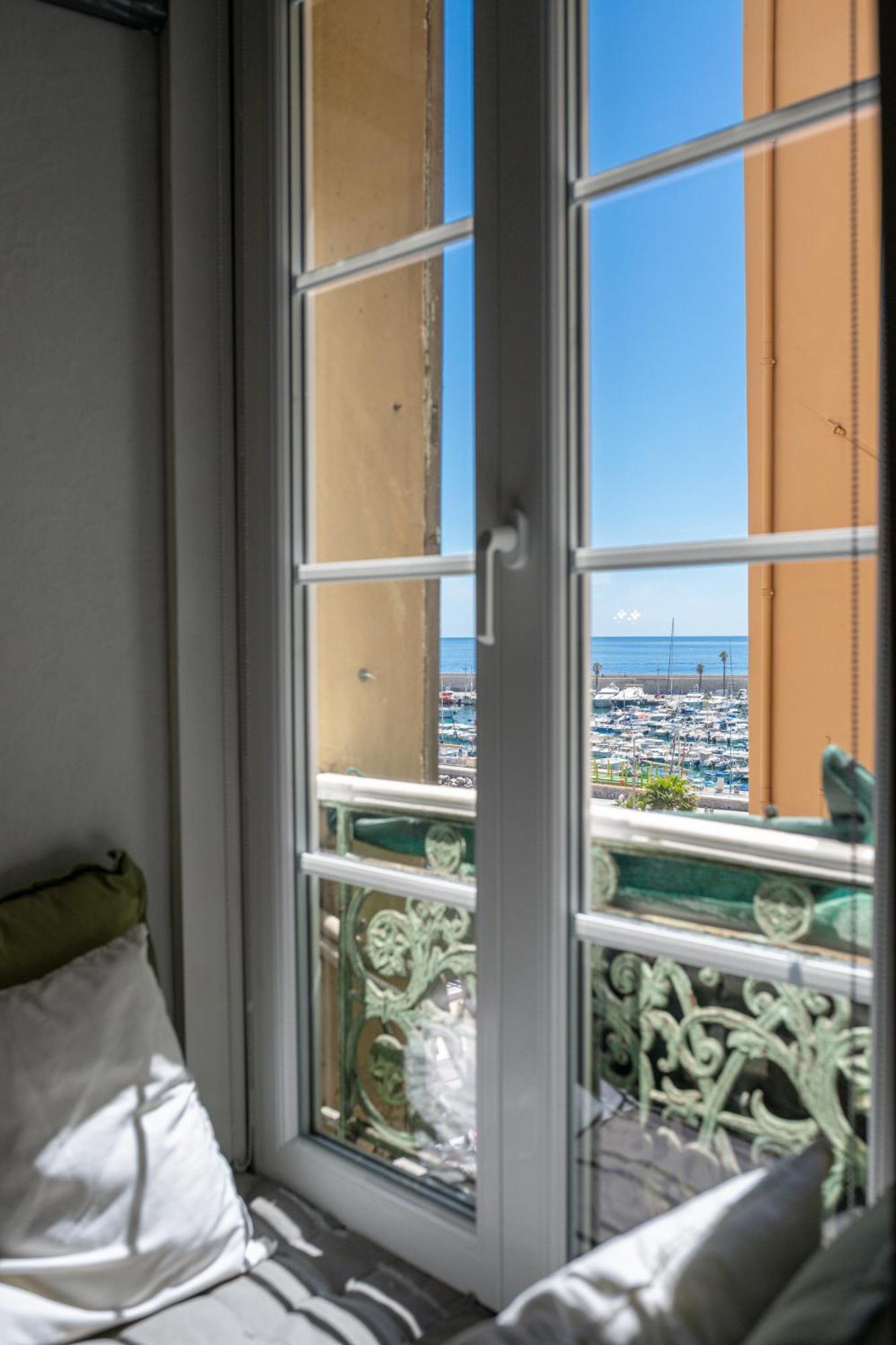 Les Sablettes - Bord De Mer - Vieille Ville - Parking Prive Ментона Екстериор снимка